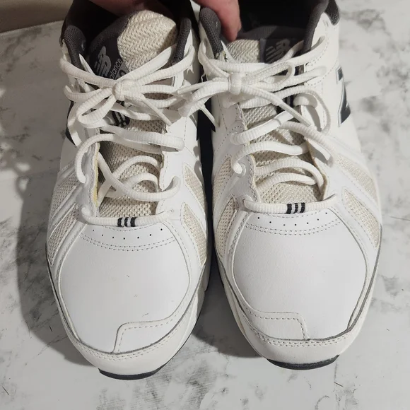 New Balance 519 Athletic Sneakers White/Grey Size 11 Like New Condition - Picture 6 of 8